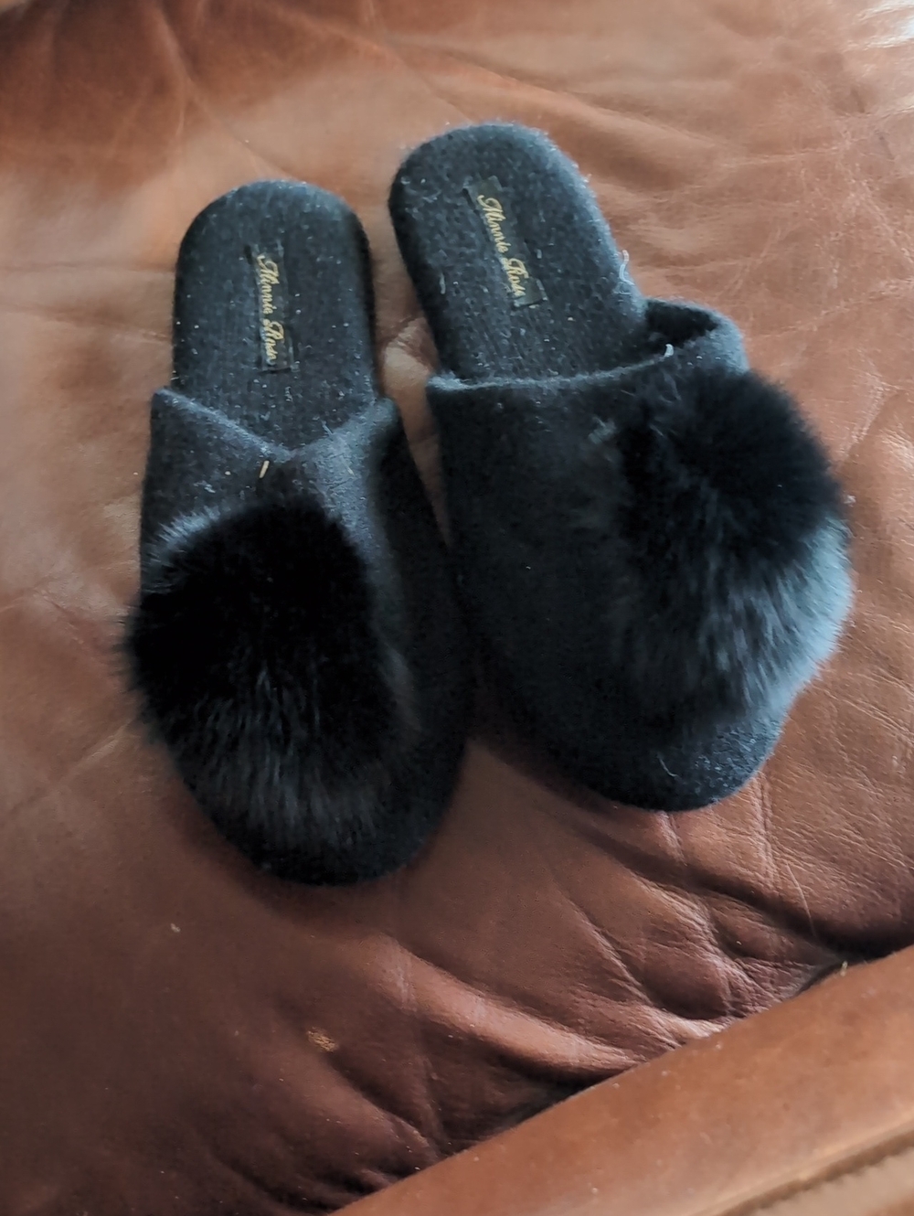 Plush Pom-Trim Slip-On Cashmere Size 5 To 7 Women's Slippers - Black
